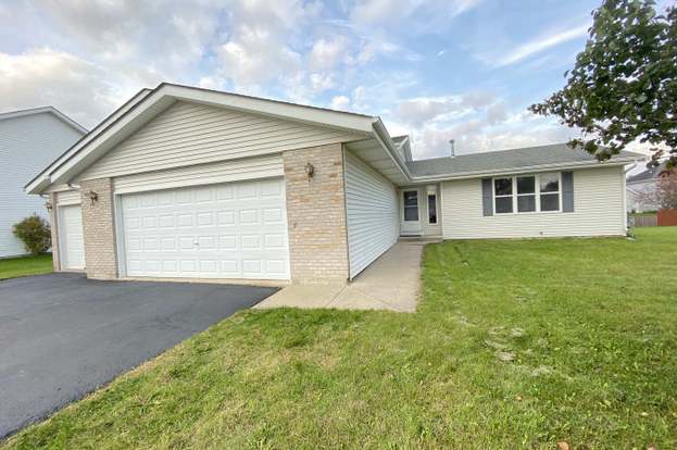 10927 Borage Trl Roscoe Il 61073 Mls 10549131 Redfin