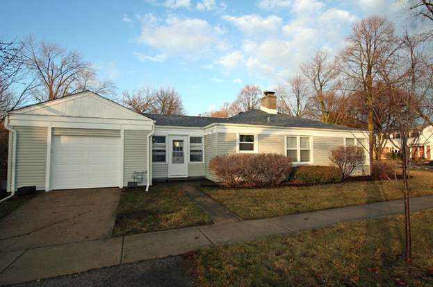 402 N Linden St Itasca Il 60143 Mls 10167171 Redfin