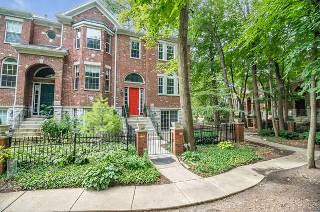 762 Prescott Ct Naperville Il 60563 Mls 10609235 Redfin