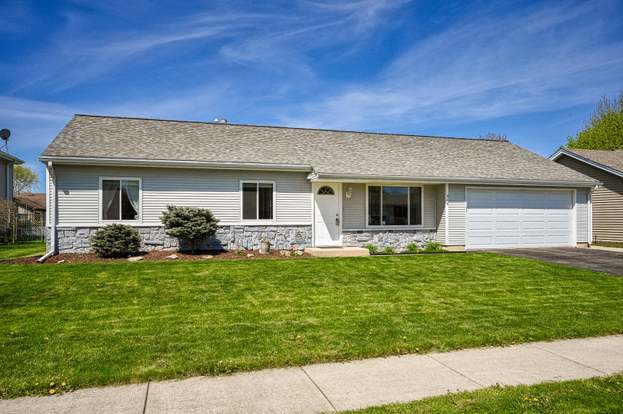 1275 Timberline Dr Bartlett Il 60103 Mls 10666281 Redfin
