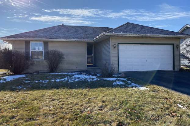 724 Redwood Ct Genoa Il 60135 Mls 10614266 Redfin