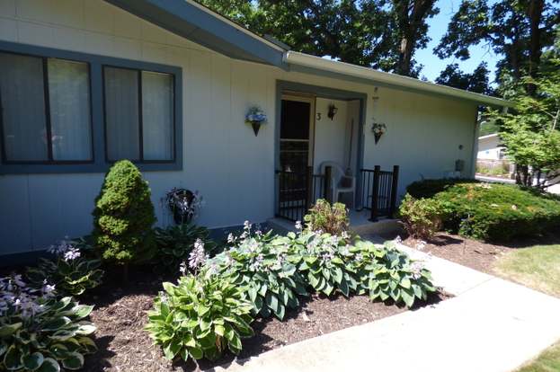 3200 W Bretons Dr Mchenry Il 60050 Zillow