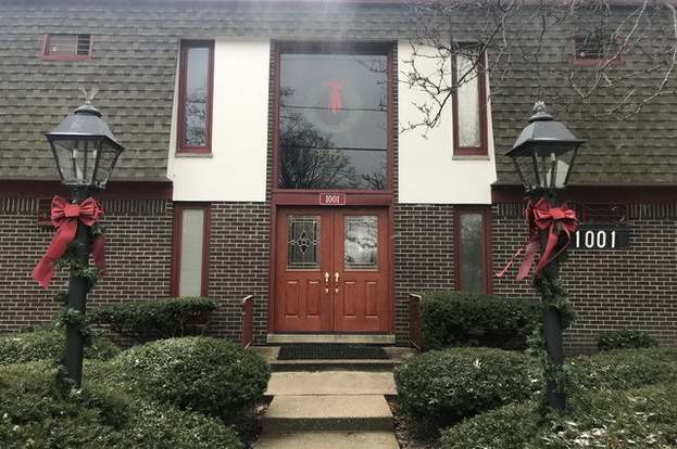 1001 Deerfield Rd 202 Deerfield Il 60015 Mls 10166267 Redfin