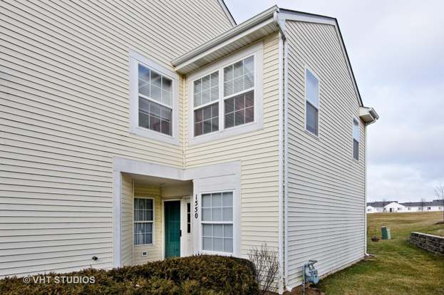 1844 Endicott Cir Carpentersville Il 60110 House For Rent In Carpentersville Il Apartments Com