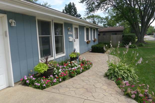 15227 Highland Ave Orland Park Il 60462 Mls 10023339 Redfin