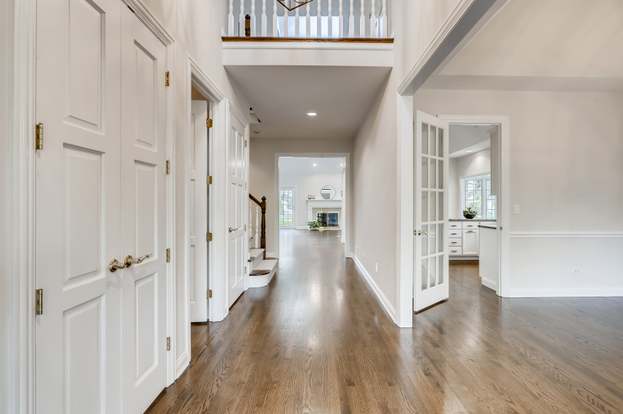 53 Pine Tree Ln Burr Ridge Il 60527 Mls 11073344 Redfin [ 414 x 623 Pixel ]