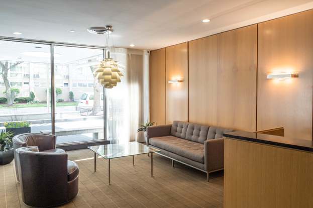 2930 N Sheridan Rd 1804 Chicago Il 60657 Mls 10746969 Redfin