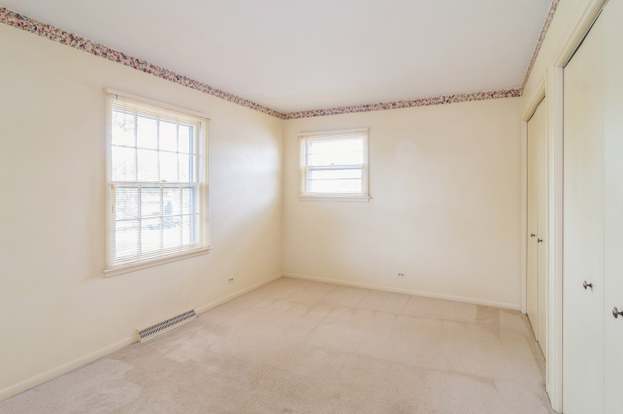 382 E Aberdeen Ct Elmhurst IL 60126 MLS# 11096409 Redfin 382 E Aberdeen Ct Elmhurst IL 60126 MLS# 11096409 Redfin