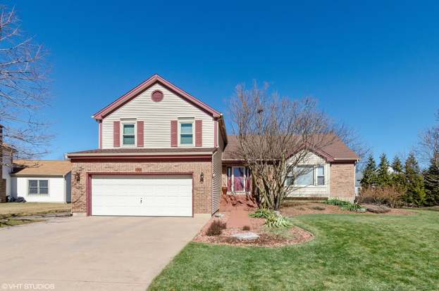 1056 Whitehall Way Crystal Lake Il 60014 3 Beds 2 5 Baths