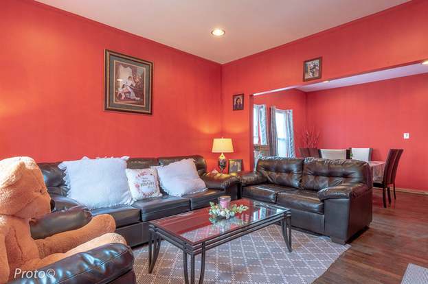 1018 N Pulaski Rd Chicago Il 60651 Mls 10681447 Redfin