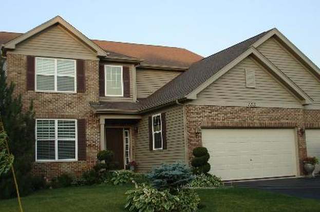 155 Ashton Ln Crystal Lake Il 60014 Mls 08105473 Redfin