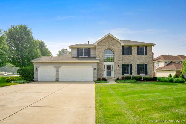 70 Newberry Ct Elgin Il 60124 Mls 10453558 Redfin