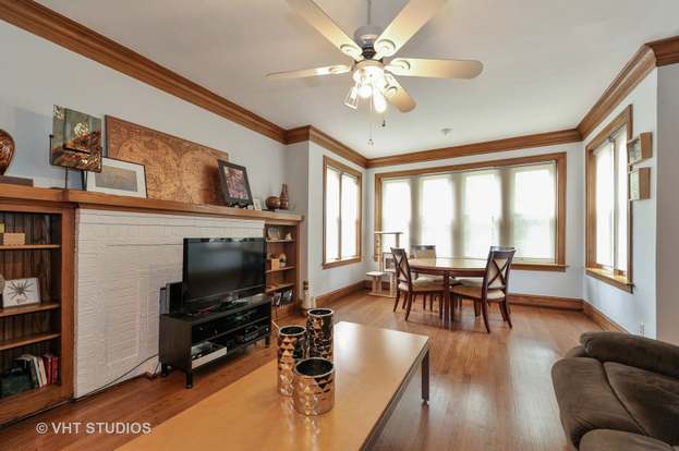 2109 Gunderson Ave Berwyn Il 60402 6 Beds 3 5 Baths