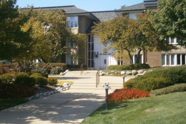 1 Oak Brook Club Dr Unit A 304 Oak Brook Il 60523 2 Beds 2 Baths