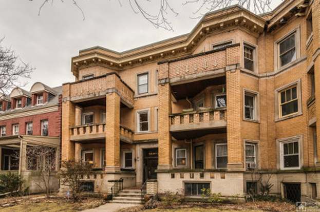 5427 S Hyde Park Blvd 1 Chicago Il 60615 Mls 09484634 Redfin