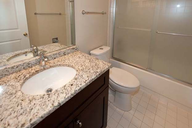 1056 Inglewood Ln Elgin Il 60120 Mls 08444675 Redfin