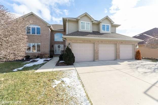 665 Red Maple Ln Roselle Il 60172 Mls 10255817 Redfin