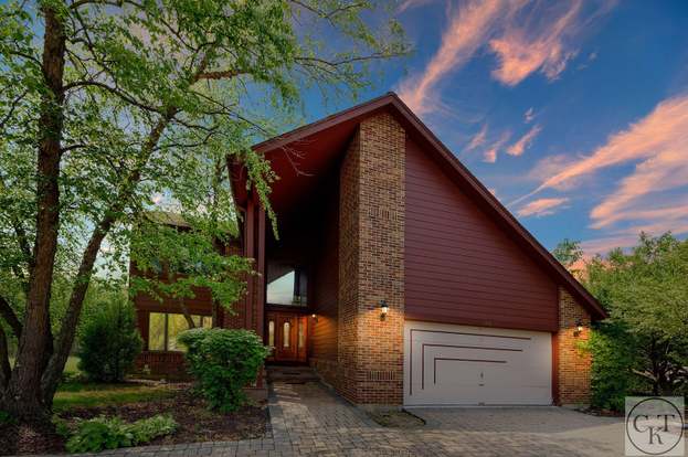 300 Thierry Ln Prospect Heights Il Mls Redfin