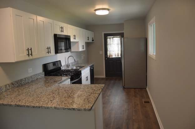 347 Maureen Dr Wheeling Il 60090 Mls 10392829 Redfin 347 Maureen Dr Wheeling Il 60090