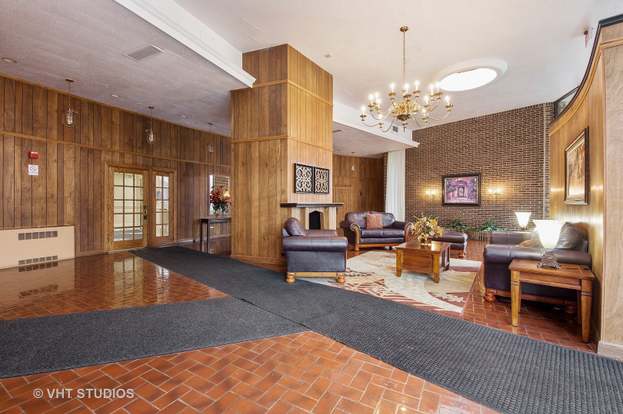 40 N Tower Rd Apt 12a Oak Brook Il 60523 Zillow