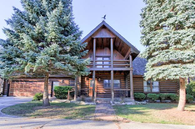 N3211 Highland Dr Geneva Wi 53147 Mls 09779850 Redfin