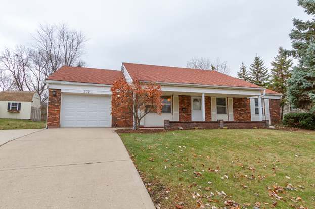 307 Wickham Dr Schaumburg Il 60194 Mls 10583888 Redfin