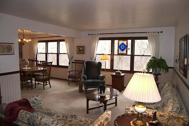 1124 W Betty Dr Lake Zurich Il 60047 Mls 07482900 Redfin