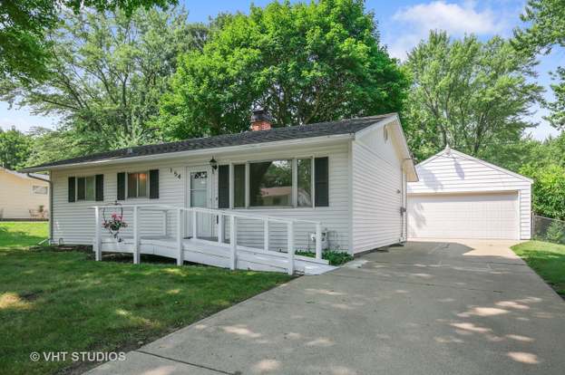 154 sweetbriar ct south elgin il 60177 3 beds 2 baths sweetbriar elementary school