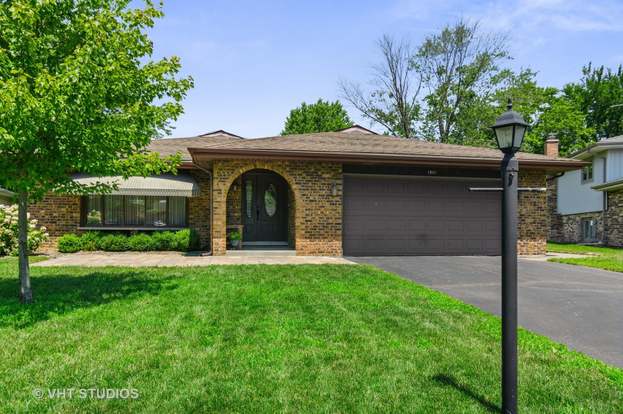 1940 182nd Pl Lansing Il 60438 Mls 10794941 Redfin