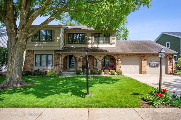 1020 Heatherton Dr Naperville Il 60563 Mls 10384974 Redfin