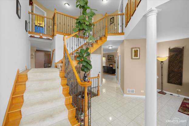 10 Cranberry Ct Streamwood IL 60107 MLS# 12193339 Redfin 10 Cranberry Ct Streamwood IL 60107 MLS# 12193339 Redfin