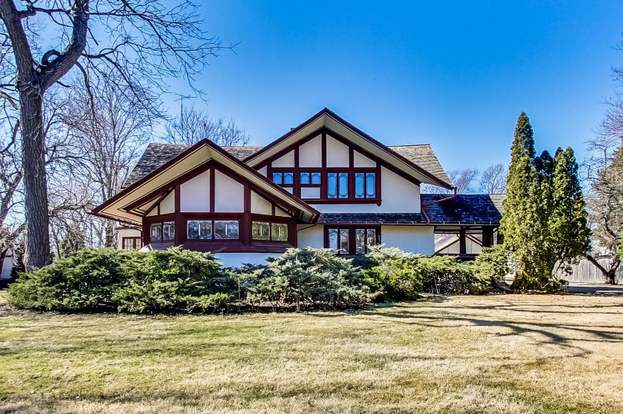 687 S Harrison Ave, Kankakee, IL 60901 | MLS# 12271533 | Redfin