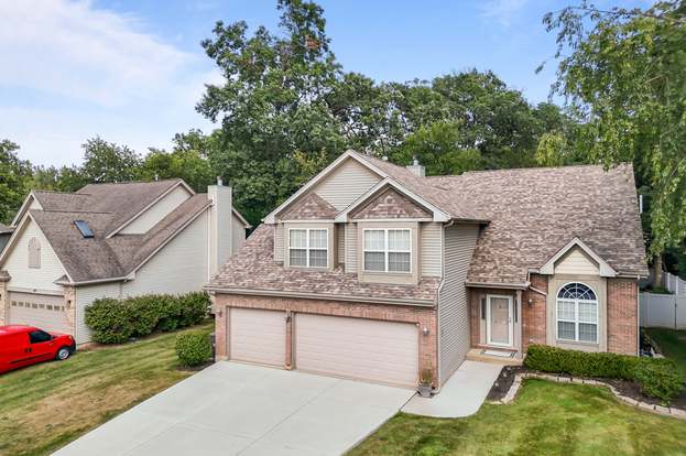 55 W Chestnut Ct, Elgin, IL 60120 | MLS# 12130643 | Redfin