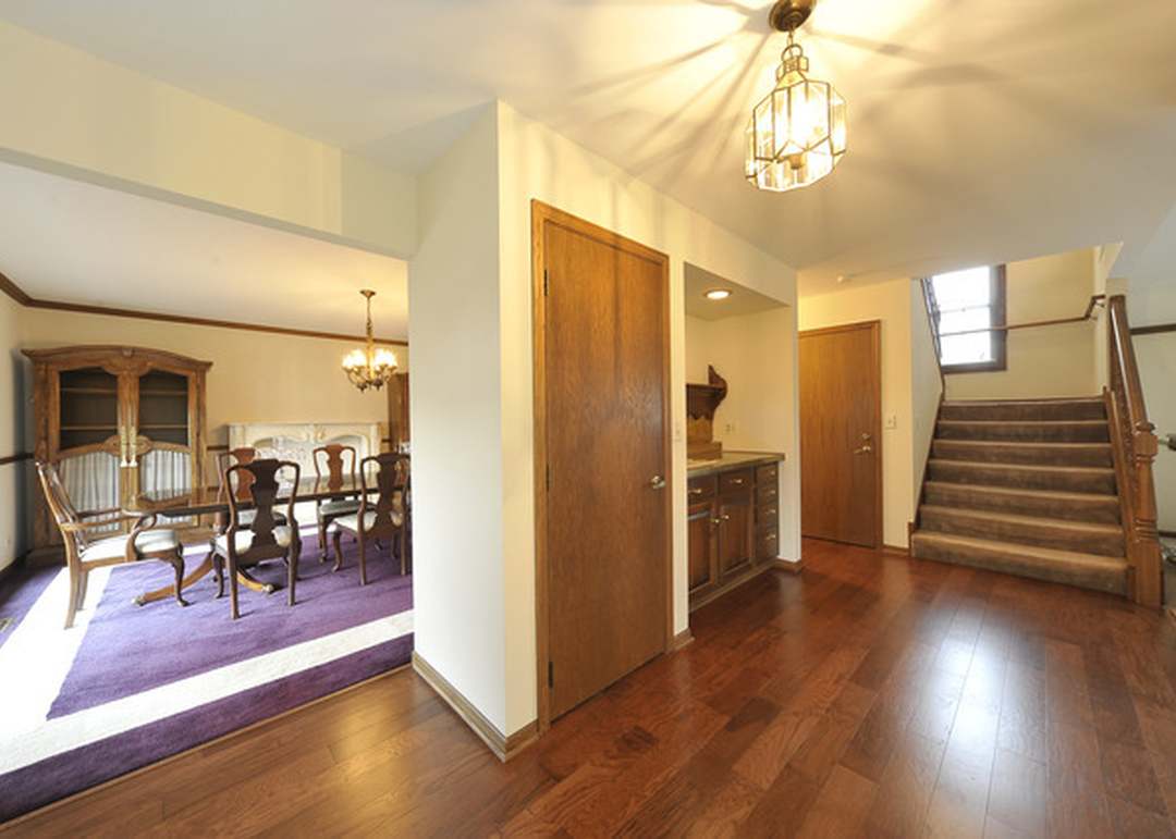 4227 Judd Ave, SCHILLER PARK, IL 60176 | Redfin 4227 Judd Ave, SCHILLER PARK, IL 60176 | Redfin
