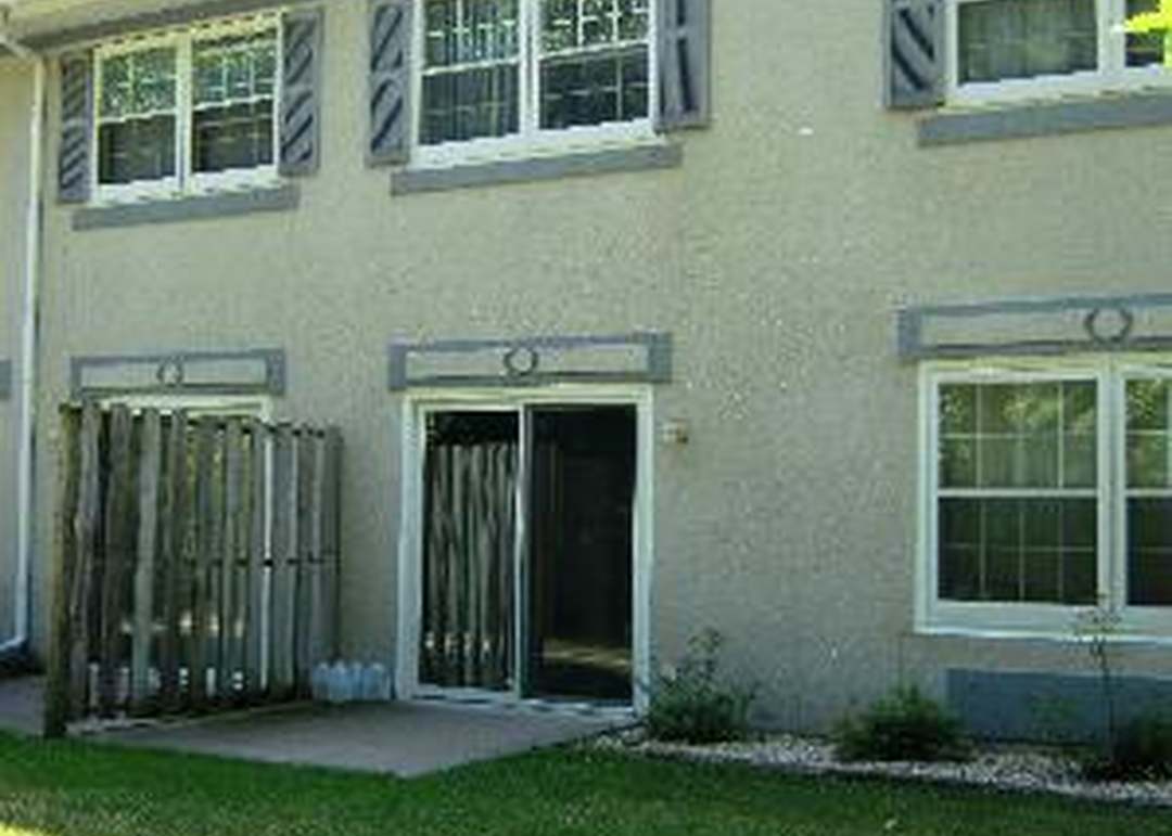 1038 Greenwood Cir, WOODSTOCK, IL 60098