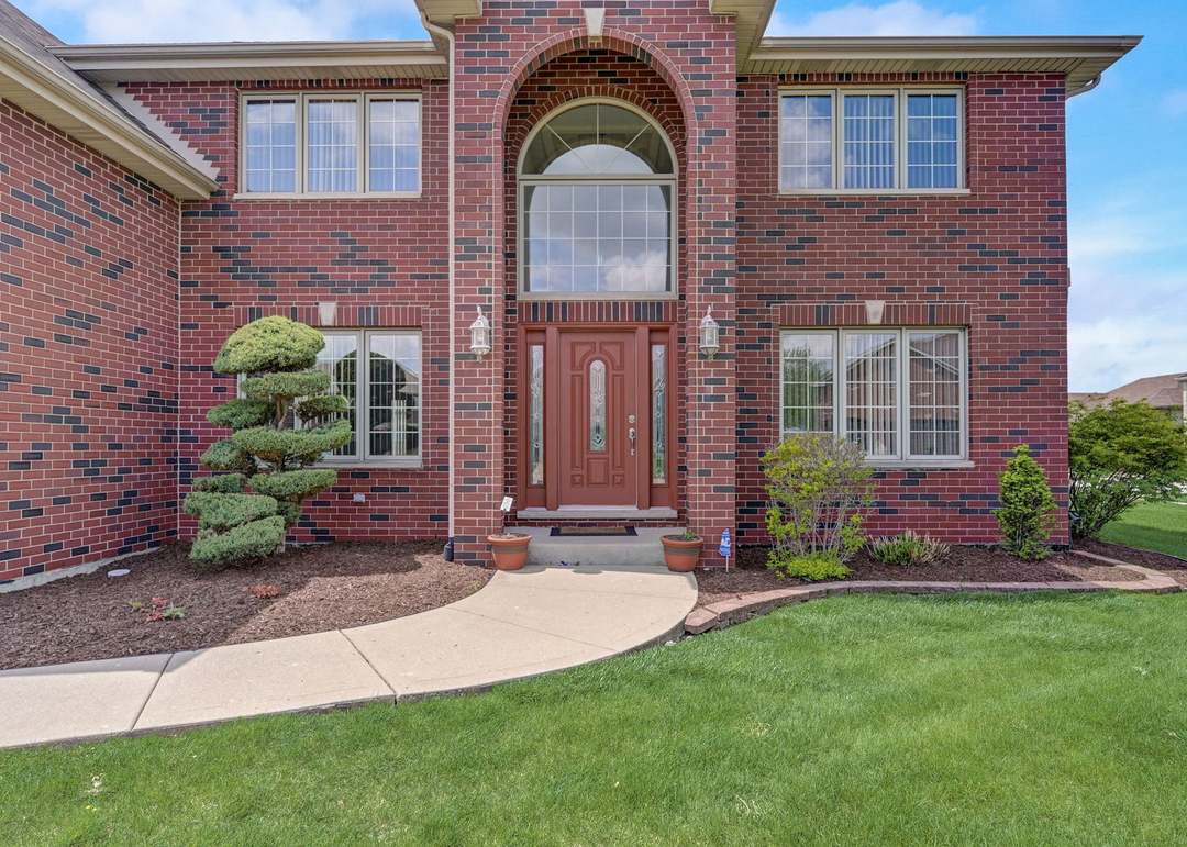 19020 Canterbury Pl, Country Club Hills, IL 60478 | Redfin