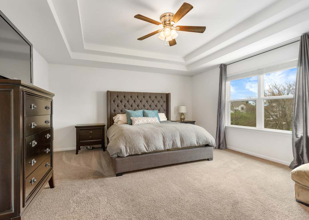 142 Gala Dr, Mundelein, IL 60060