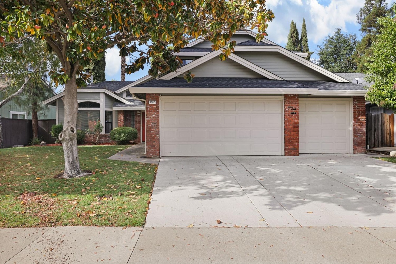 9562 Soaring Oaks Dr, Elk Grove, CA 95758 MLS 221137011 Redfin