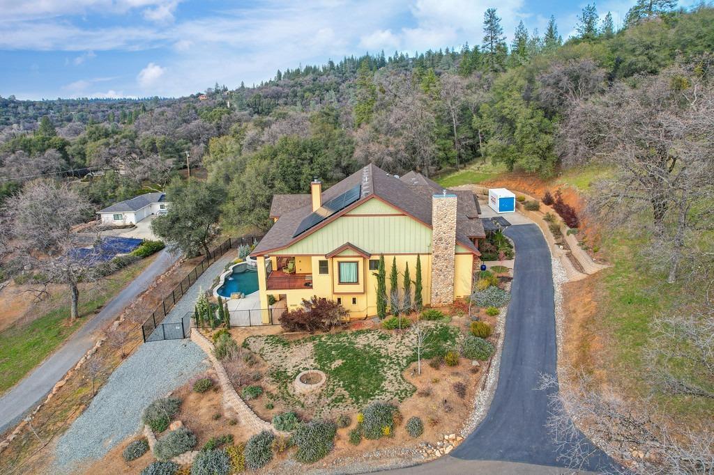 インドミティーラ画 Ａ 14597 Curry Ct, Auburn, CA 95602 | Redfin