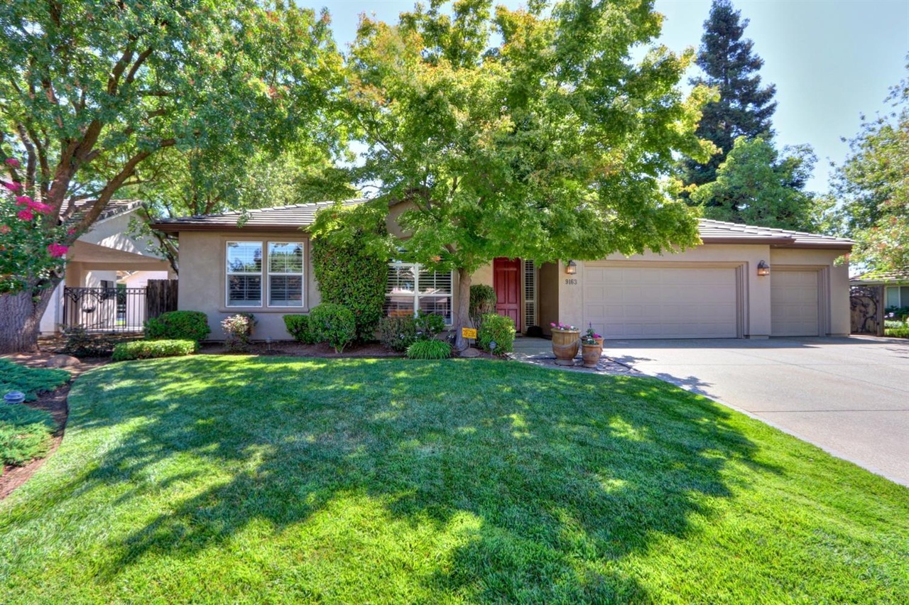 9163 Quail Brook Cir, Elk Grove, CA 95624 | MLS# 20043200 | Redfin