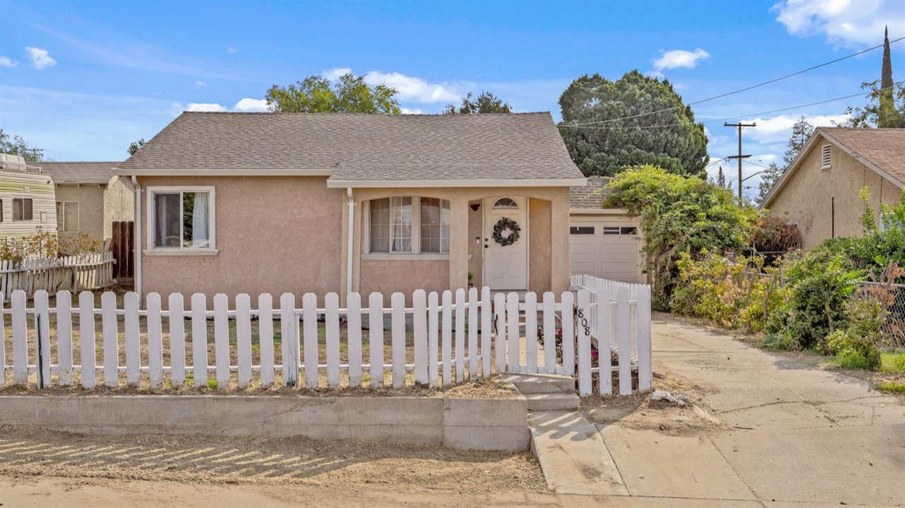 808 S Santa Cruz Ave Modesto CA 95354 MLS 221112250 Redfin