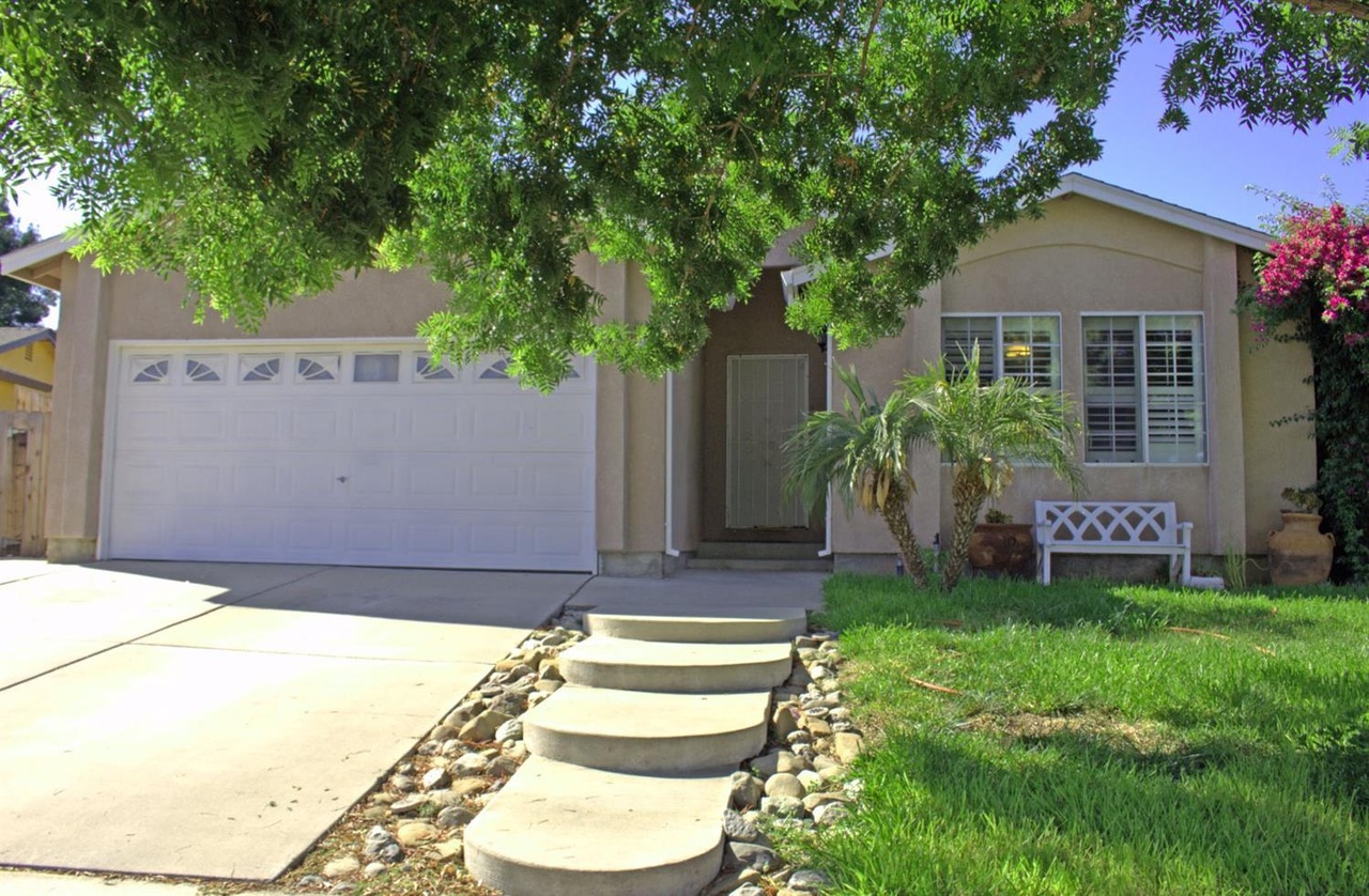 727 Patterson Ave