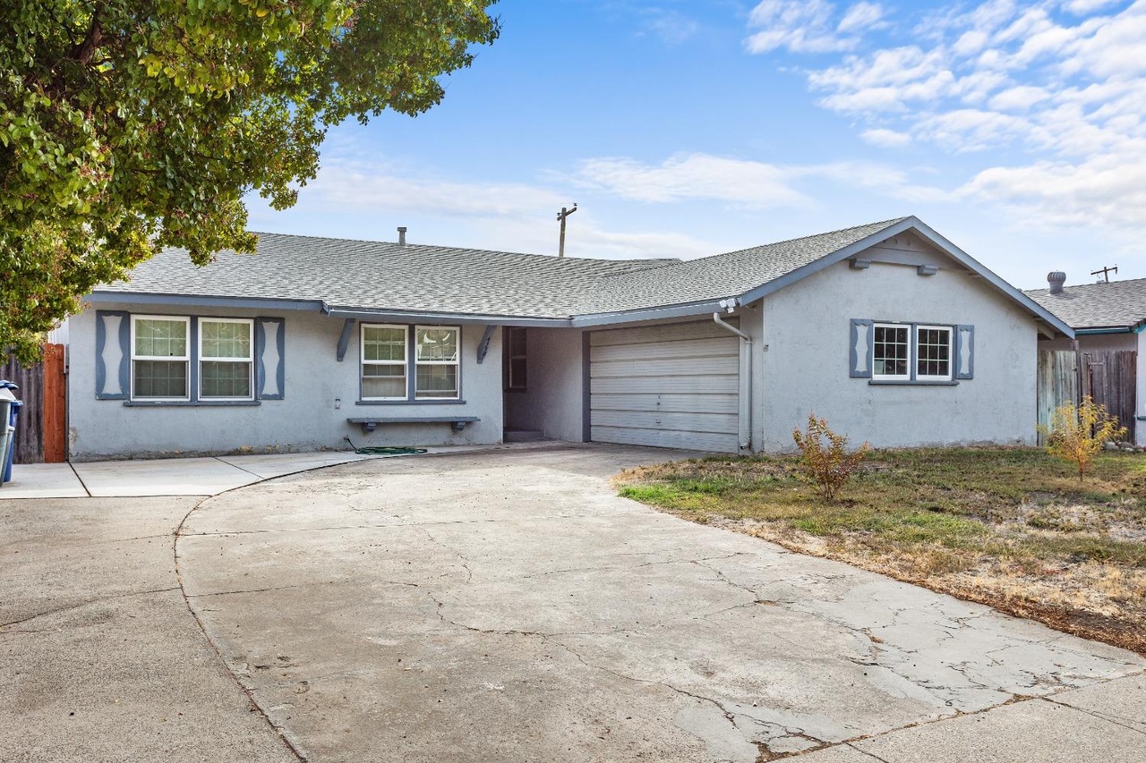 4330 Stockbridge Ave, Sacramento, CA 95842 | MLS# 223091307 | Redfin