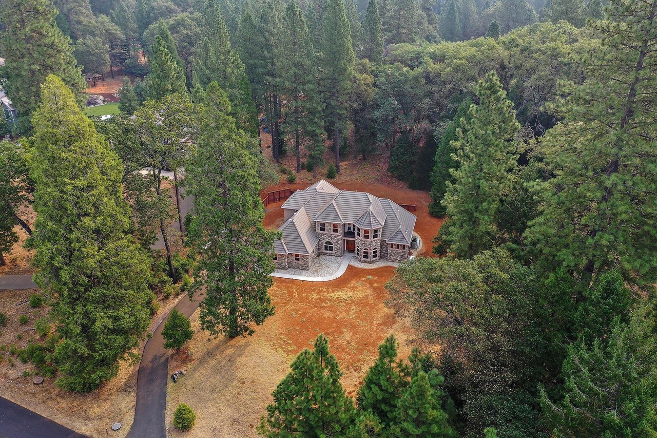 3440 Big Oak Dr, Foresthill, CA 95631 | MLS# 20050329 | Redfin