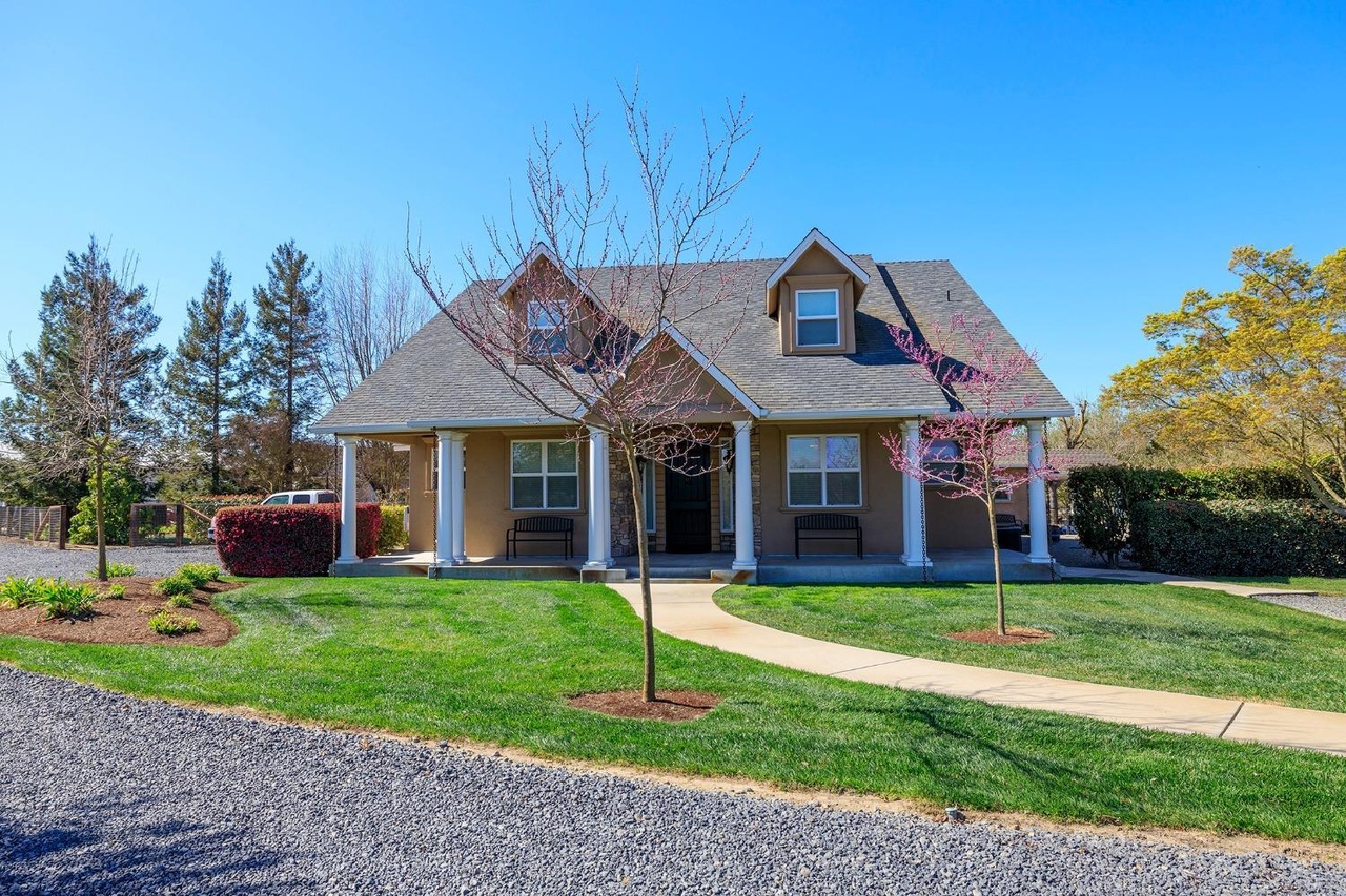 9840 9844 E Whitmore Ave, Hughson, CA 95326 MLS 222027348 Redfin