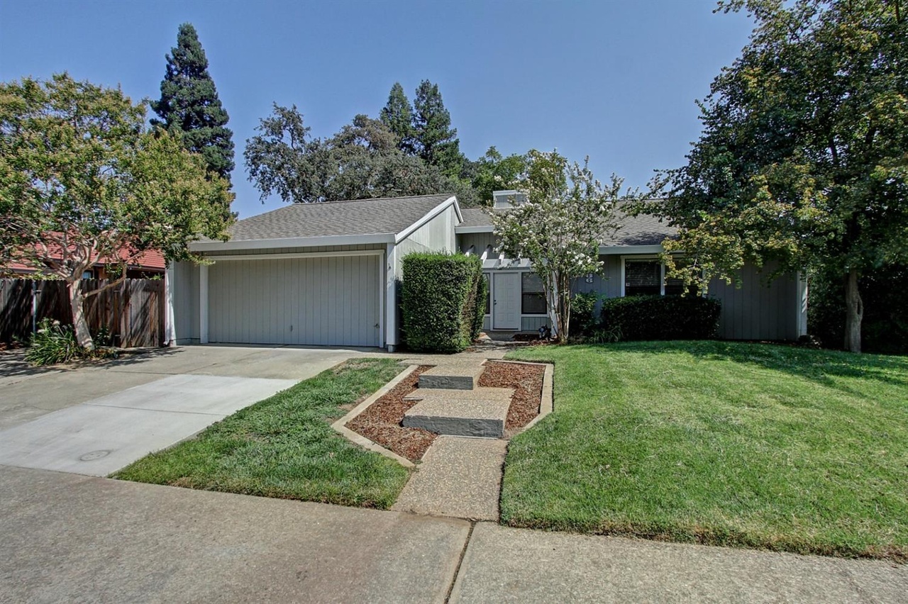 5236 Lincoln Villa Way Fair Oaks Ca 95628 Mls 18061360 Redfin