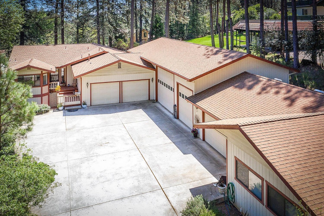 17545 Lawrence Way, Grass Valley, CA 95949 | MLS# 19027432 ...