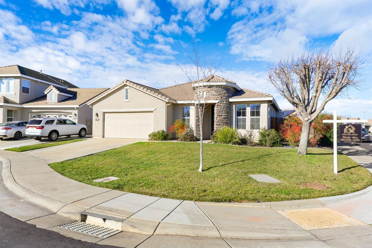 Redfin Elk Grove Ca 95757