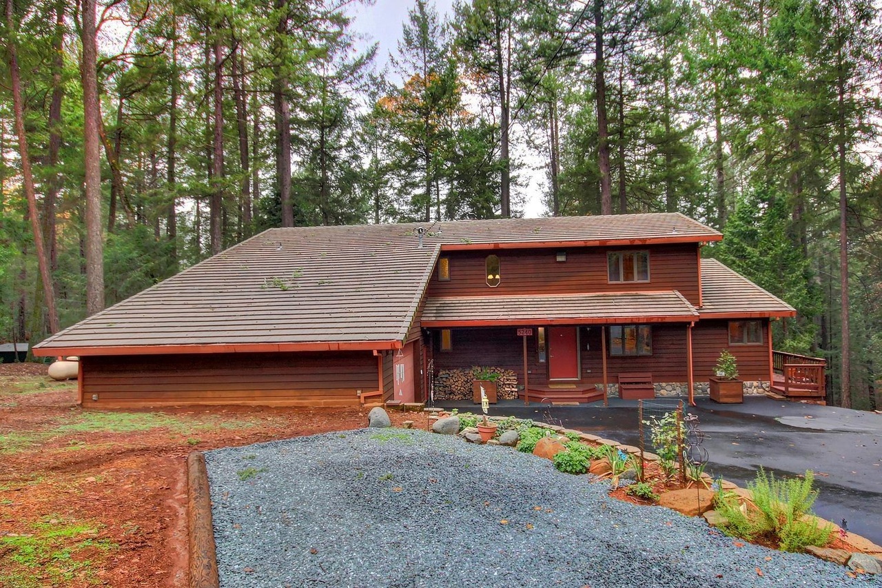 5240 Happy Pines Dr, Foresthill, CA 95631 | MLS# 20032710 | Redfin