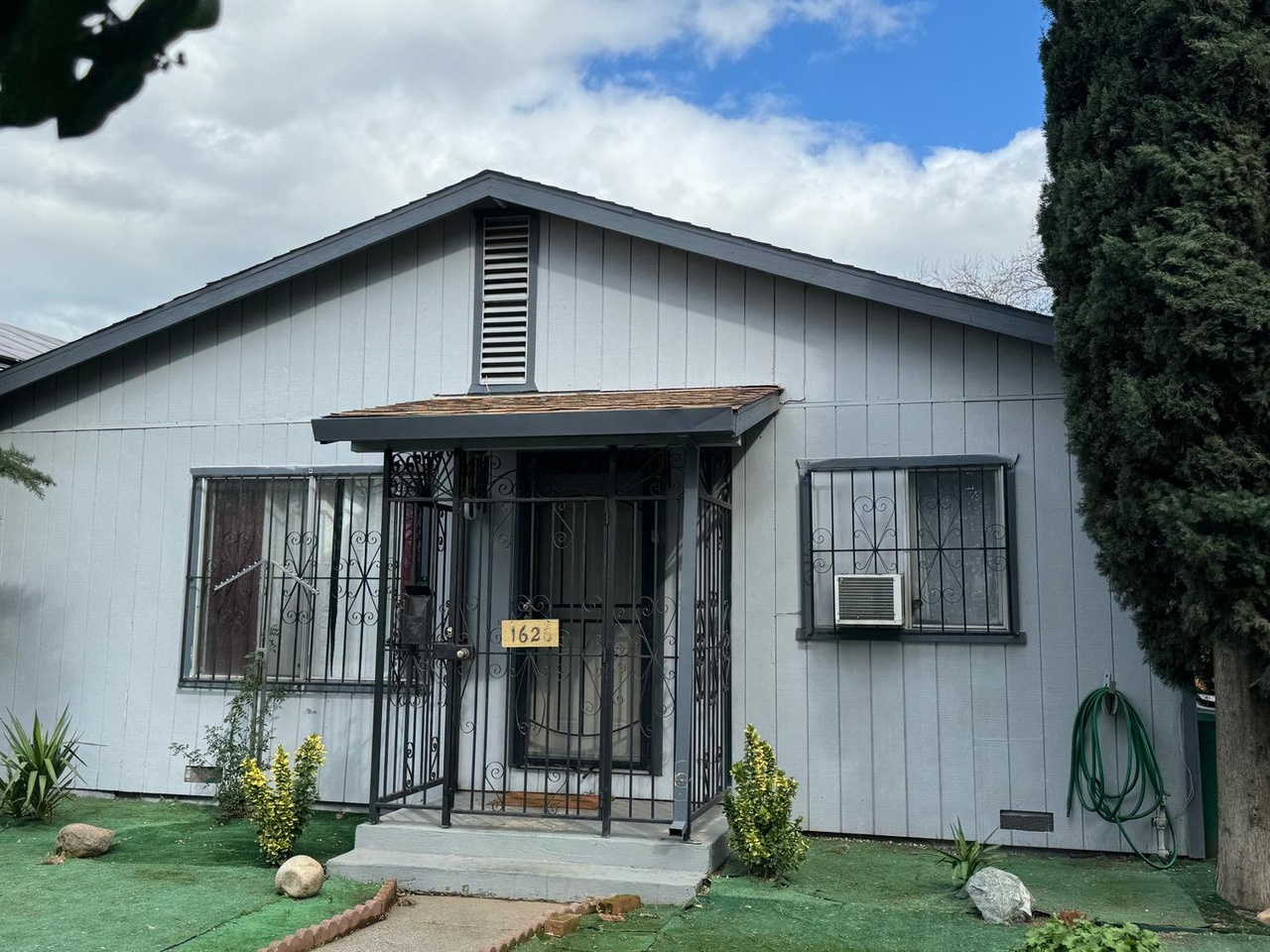 1626 Sikh Temple St, Stockton, CA 95206 | MLS# 224017751 | Redfin